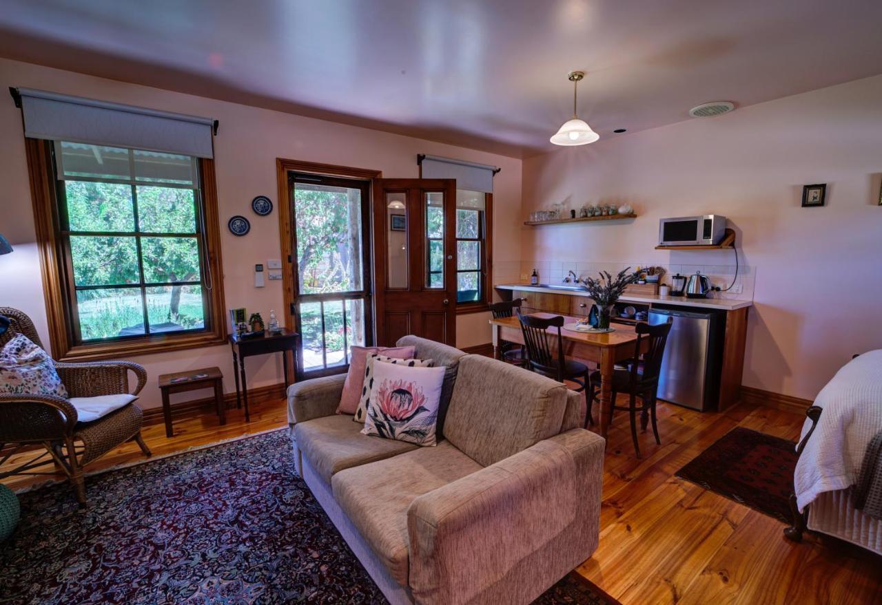 Cherry Plum Cottages Port Fairy Exterior foto