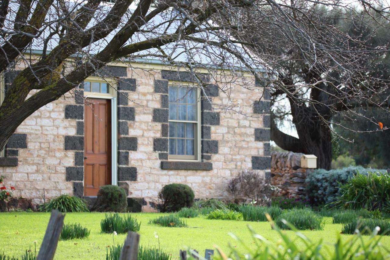 Cherry Plum Cottages Port Fairy Exterior foto